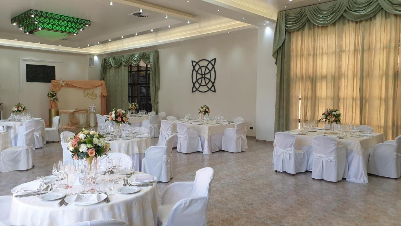 Palahotel Vallenoce Decollatura Exterior photo