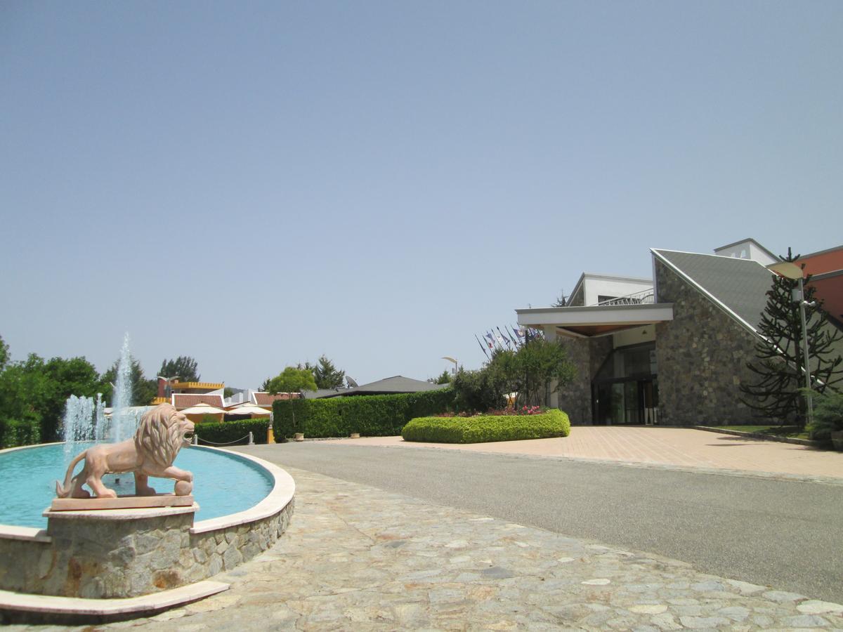 Palahotel Vallenoce Decollatura Exterior photo